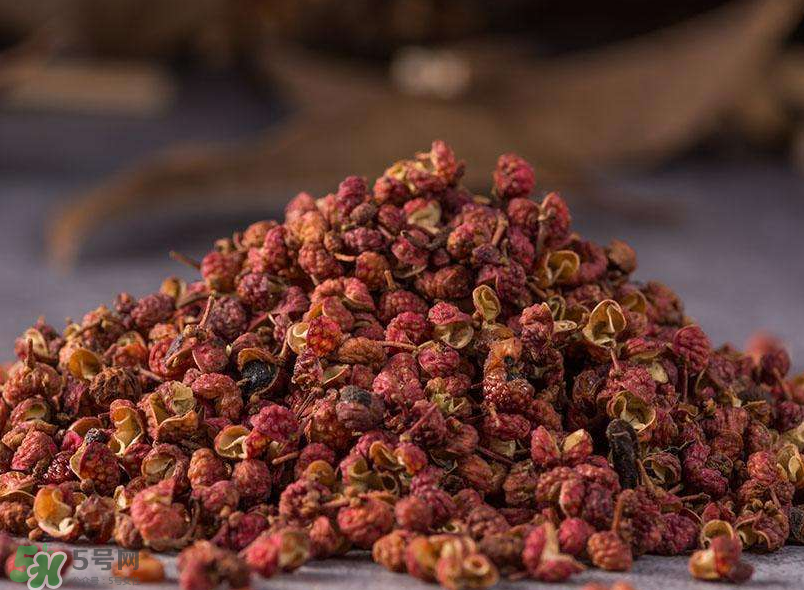 花椒泡腳有什么好處？花椒泡腳可以天天泡嗎？