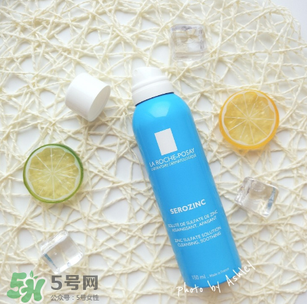 理膚泉藍(lán)噴和白噴哪個好？理膚泉藍(lán)噴怎么樣？