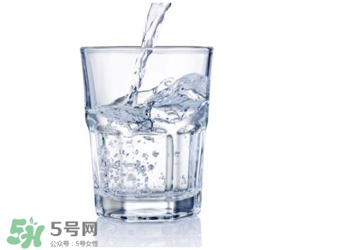 凈化水是酸性還是堿性？凈化水是小分子水嗎