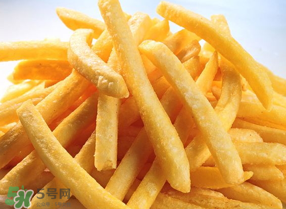 薯條可以用微波爐加熱嗎？薯條怎么加熱？