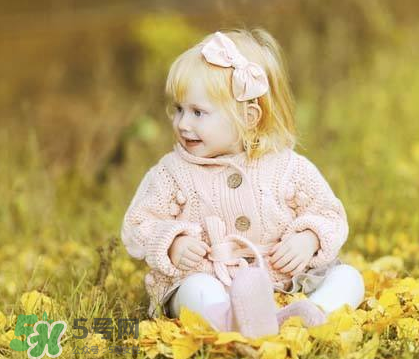 秋季寶寶怎么穿衣服？秋季寶寶穿什么？