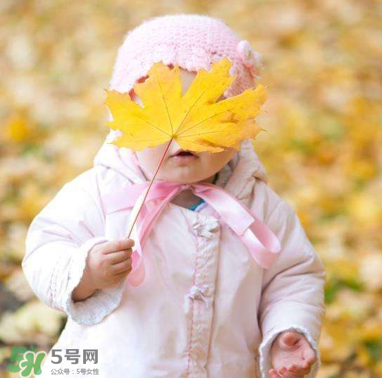 秋季寶寶怎么穿衣服？秋季寶寶穿什么？