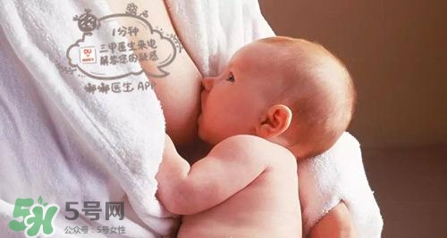 寶寶睡覺出汗多還要蓋被嗎？寶寶睡覺出汗多怎么辦？