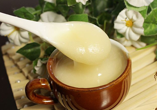椴樹蜜什么時(shí)候喝好？椴樹蜜什么季節(jié)有