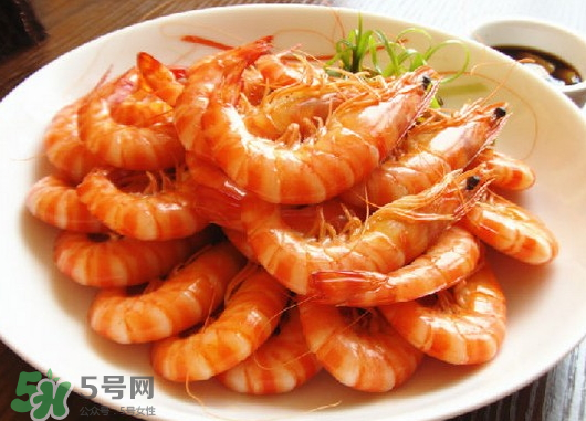 海蝦怎么做簡(jiǎn)單又好吃？海蝦怎么去掉蝦線？