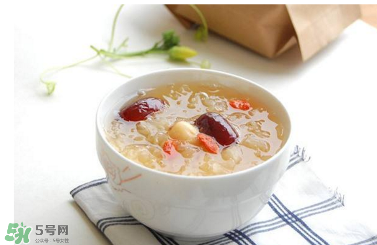 秋天吃什么養(yǎng)生？秋天養(yǎng)生食譜