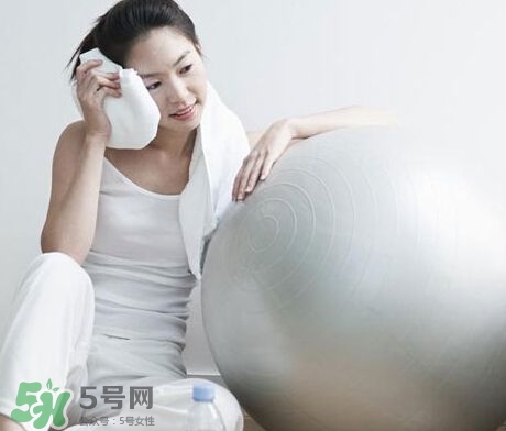 產(chǎn)后最狠瘦身攻略 這樣做一定瘦！