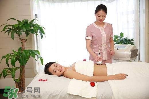產(chǎn)后吸脂價(jià)格多少？產(chǎn)后吸脂減肥對(duì)健康有影響嗎？