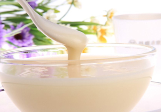 椴樹蜜是涼性還是熱性？蜂蜜涼熱性是由蜜源決定的