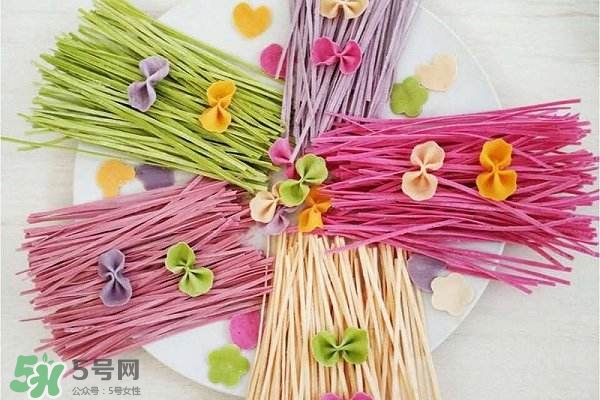 寶寶多大能吃調(diào)料？給寶寶輔食加調(diào)料的原則