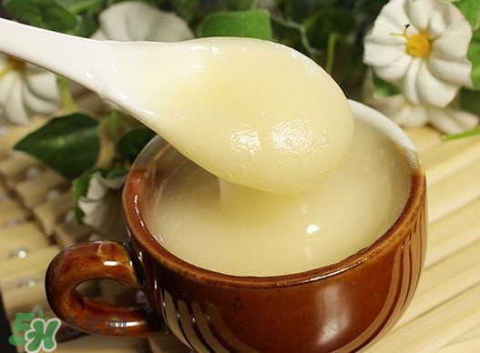 椴樹蜜什么時候喝好？椴樹蜜什么季節(jié)有