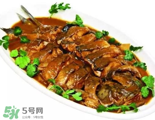 青魚怎么做好吃又簡單？青魚怎么做不腥？