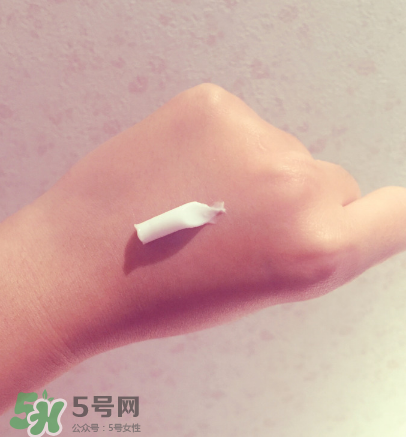 花王護(hù)手霜好用嗎？花王護(hù)手霜功效測(cè)評(píng)