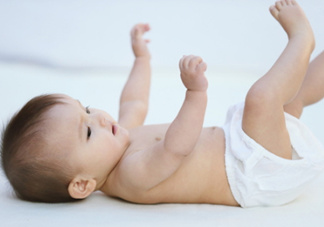 生孩子臍帶怎么剪？臍帶晚剪有什么影響？