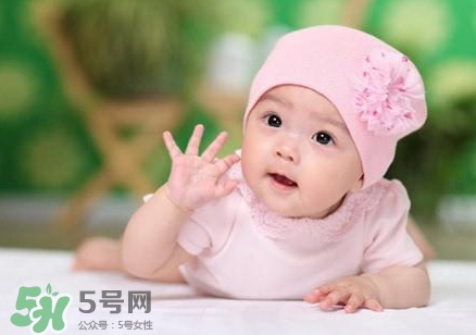 寶寶發(fā)燒出汗后可以洗澡嗎？寶寶發(fā)燒出汗好嗎？