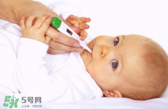 寶寶發(fā)燒睡著了還要物理降溫嗎-怎么降溫？