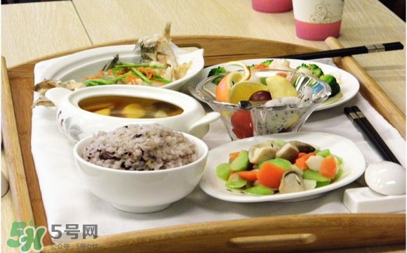 產(chǎn)后一周吃什么好？產(chǎn)后一周食譜