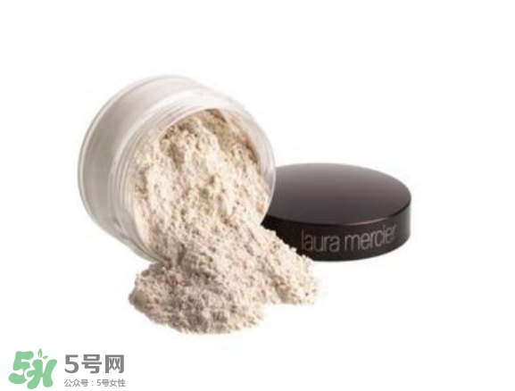 散粉粉餅定妝噴霧有什么區(qū)別？定妝產(chǎn)品推薦