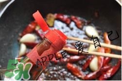 香辣蟹怎么做最好吃？香辣蟹怎么處理螃蟹？
