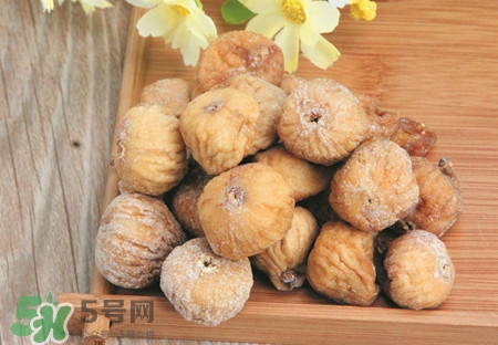 無花果干可以直接吃嗎？無花果干有什么營(yíng)養(yǎng)