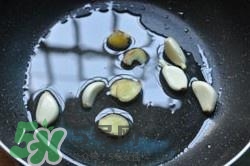 香辣蟹怎么做最好吃？香辣蟹怎么處理螃蟹？