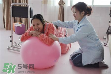 什么是導(dǎo)樂(lè)分娩？導(dǎo)樂(lè)分娩大概多少錢(qián)？