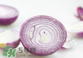 洋蔥榨汁能每天喝嗎？洋蔥汁能治什么病？