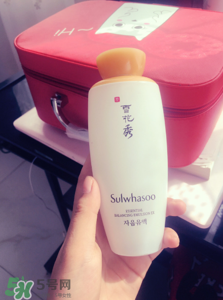 雪花秀滋陰乳液好用嗎？雪花秀滋陰乳液測評