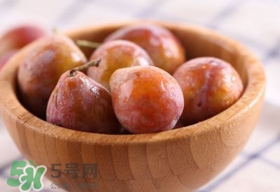 西梅寶寶能吃嗎？西梅寶寶多大可以吃？