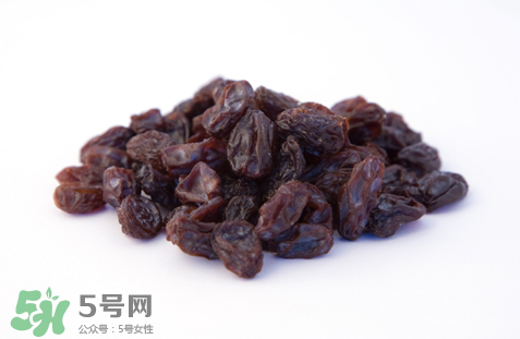 西梅干真的能解決便秘嗎？西梅干怎么吃治便秘？