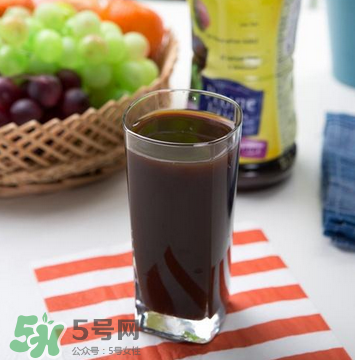 西梅汁怎么喝治便秘？便秘吃什么最快排便？