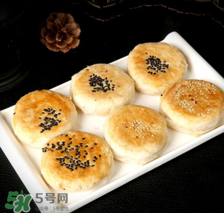 板栗餅吃了會(huì)胖嗎？吃板栗餅會(huì)上火嗎？