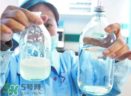 生理鹽水怎么洗鼻子？生理鹽水洗鼻子難受嗎？
