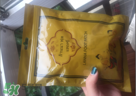 蘭納足貼真假怎么鑒別？蘭納足貼真假對比
