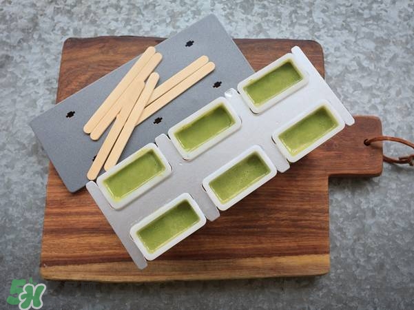 牛油果沙拉怎么做？牛油果沙拉用什么醬？