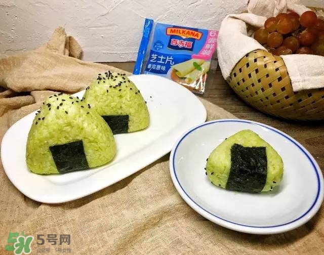 牛油果沙拉怎么做？牛油果沙拉用什么醬？