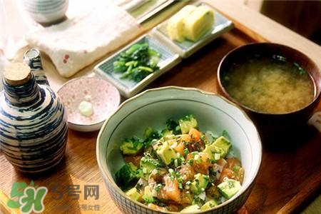 哪些人不適合吃牛油果？牛油果的飲食禁忌