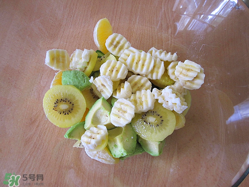 牛油果沙拉怎么做？牛油果沙拉用什么醬？