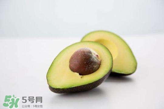 牛油果油寶寶可以吃嗎？牛油果油和核桃油哪個(gè)好？