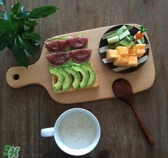 牛油果是什么味道？牛油果是甜的嗎？
