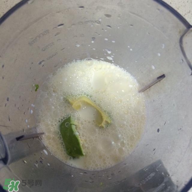 牛油果奶昔怎么做？牛油果奶昔的功效