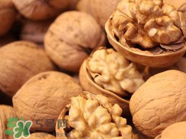 核桃與什么食物相克？核桃和什么一起吃有營(yíng)養(yǎng)？