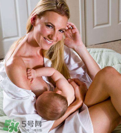 寶寶突然不吃母乳了怎么回事？寶寶不吃母乳是為什么？