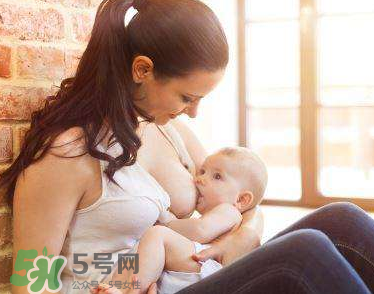 寶寶突然不吃母乳了怎么回事？寶寶不吃母乳是為什么？