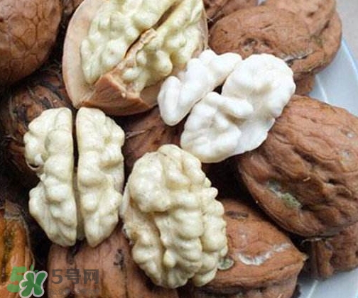 鮮核桃是涼性還是熱性？鮮核桃是發(fā)物嗎？