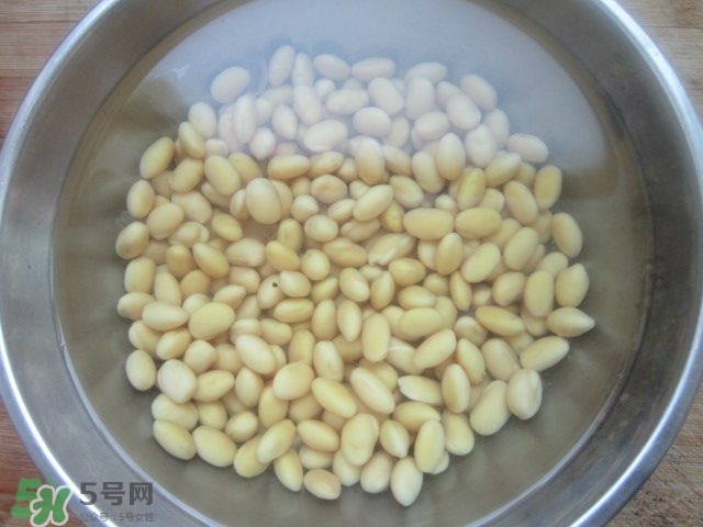 核桃可以和黃豆一起打豆?jié){嗎？核桃和什么一起打豆?jié){好？