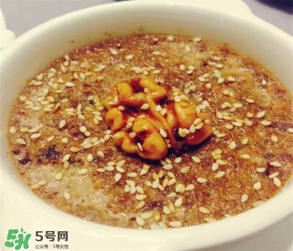 新鮮核桃怎么吃？新鮮核桃怎么給寶寶吃？
