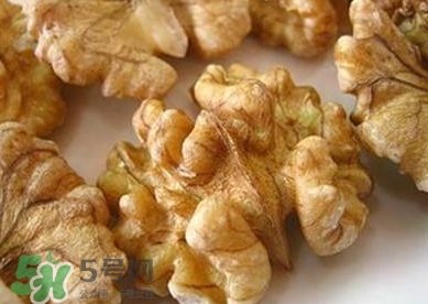 核桃怎么挑選好壞？怎么辨別核桃的好壞？
