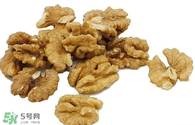 鮮核桃是涼性還是熱性？鮮核桃是發(fā)物嗎？