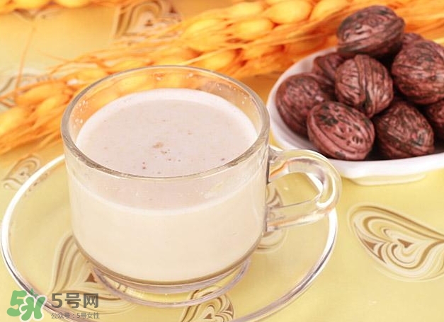 喝核桃粉有什么好處？喝核桃粉會(huì)長(zhǎng)胖嗎？